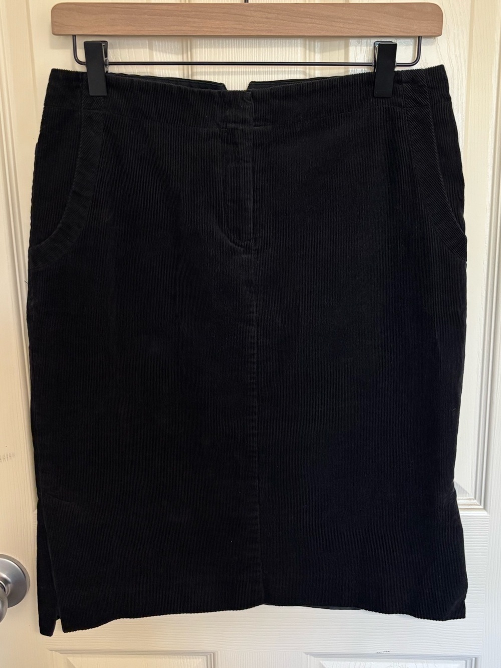 Mango Mng Black Corduroy Mini Skirt Size 6 Structured Pocket Detail